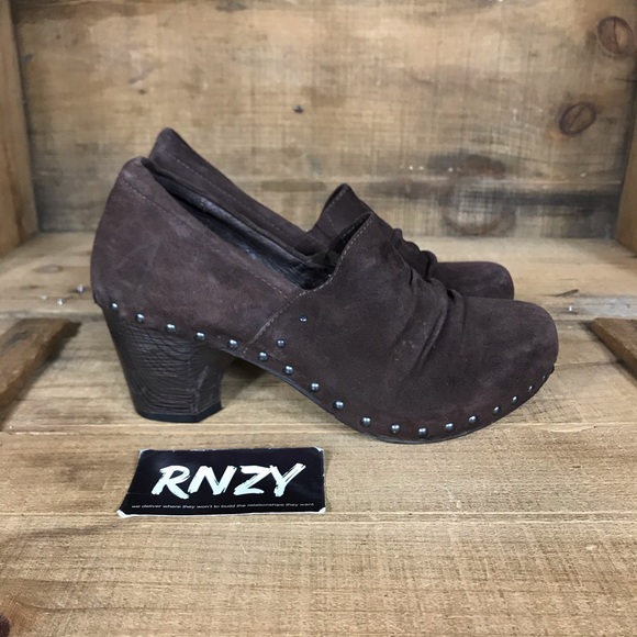 Dansko Shoes - Dansko Suede Heeled Clog